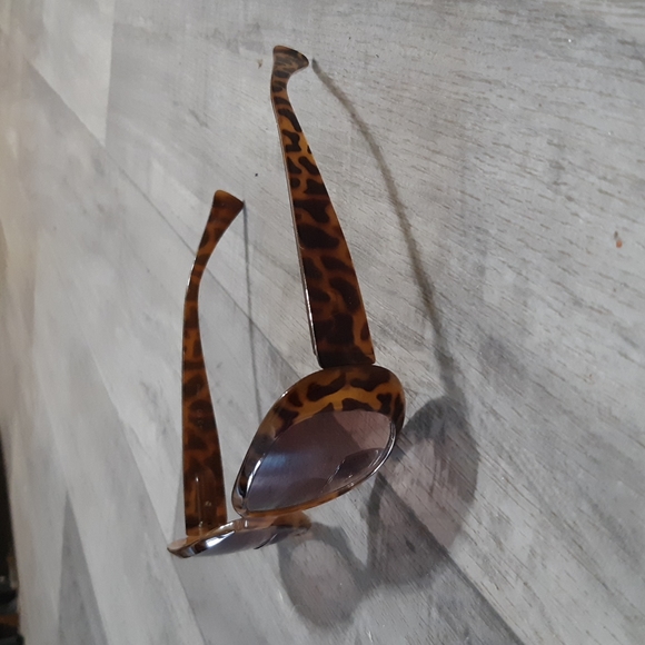 Womens Glasses Frames JM NEW YORK Acrylic Leopard Cheetah Animal Sunglasses Bi R - Picture 2 of 11